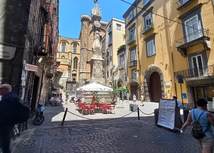 Il Balconcino Ai Tribunali